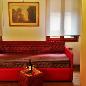 https://mario-apartment-1531.hotelinveneto.com